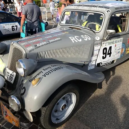 Sette B Locations T2-3 كافالير سور مير