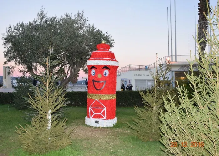 Sette B Locations T2-3 Cavalaire-sur-Mer